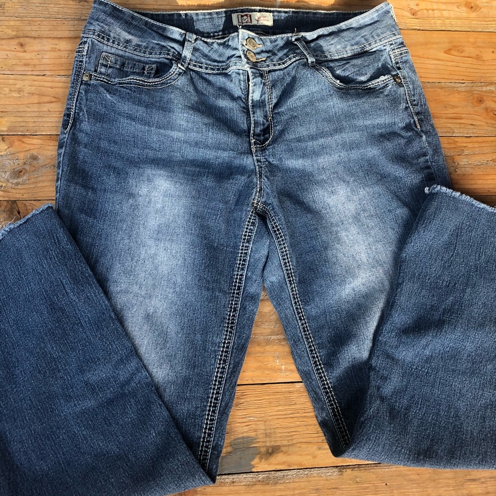 L.e.i Taylor Lowrise Skinny Jeans